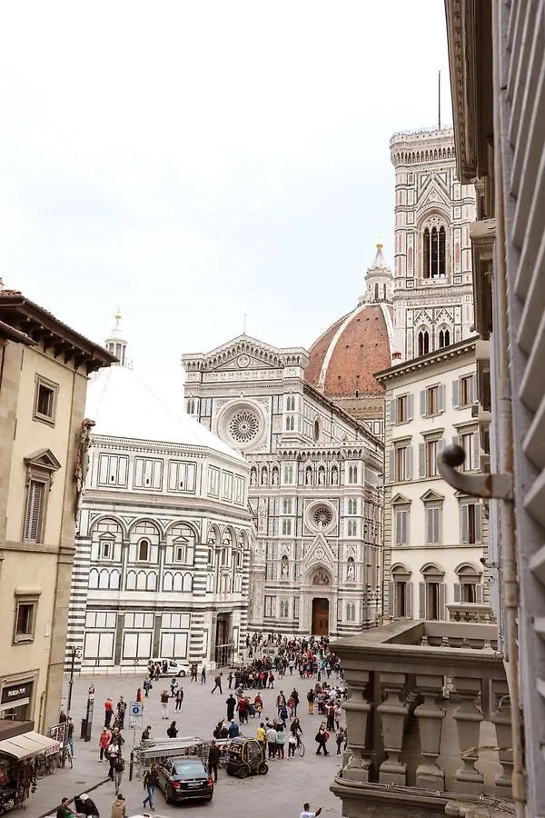 Duomo Palace Floransa 0*,  İtalya